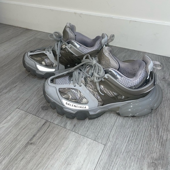 Balenciaga Women's Silver and Gray Sneakers - Picture 2 of 7